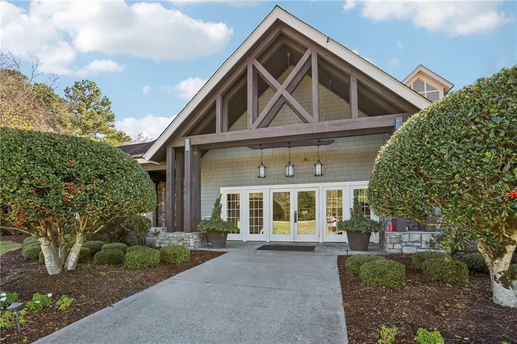 514 Waterside Court