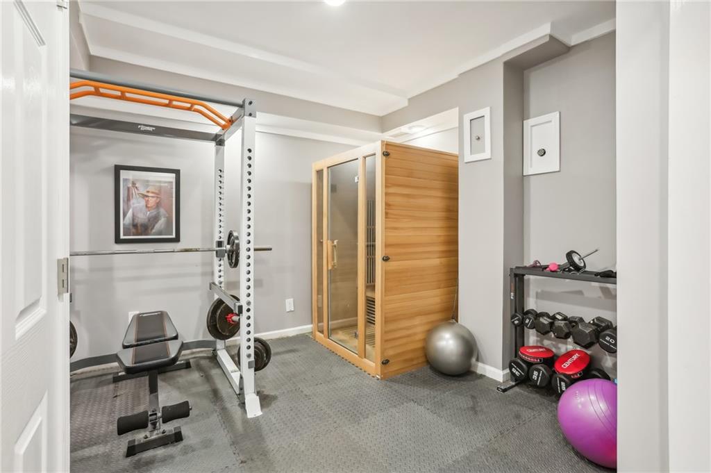 514 Waterside Court