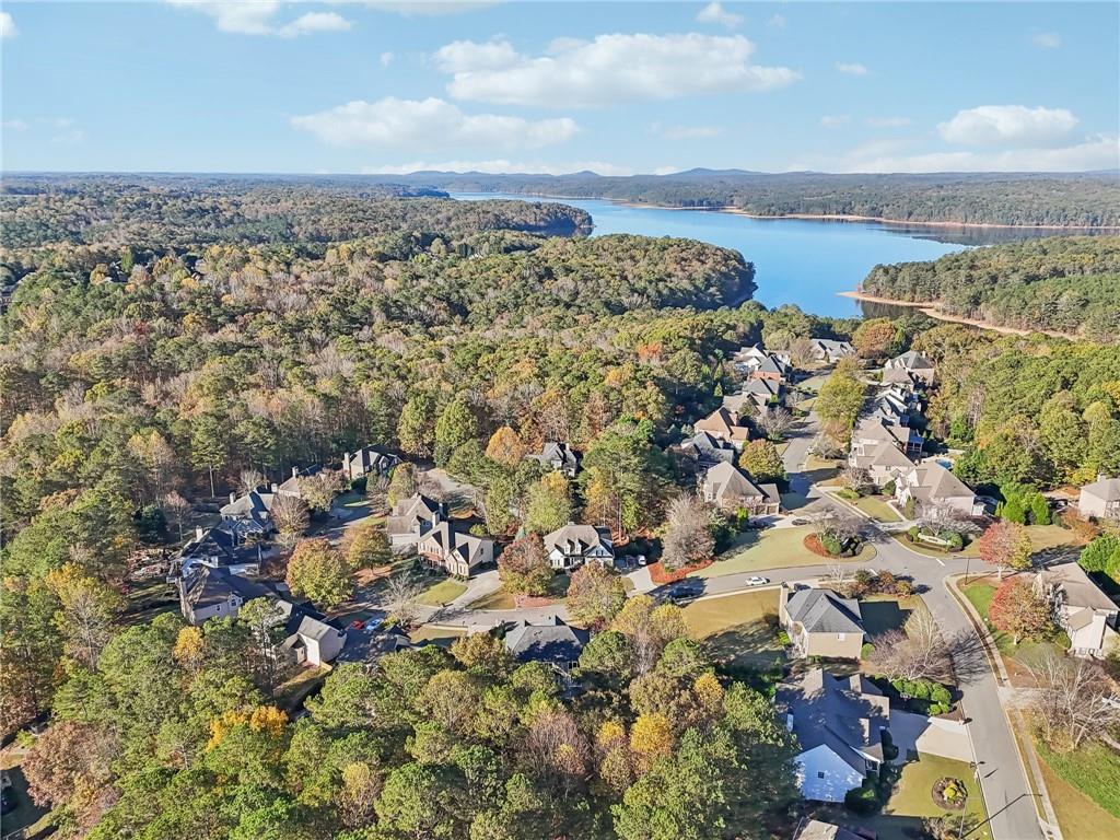 514 Waterside Court