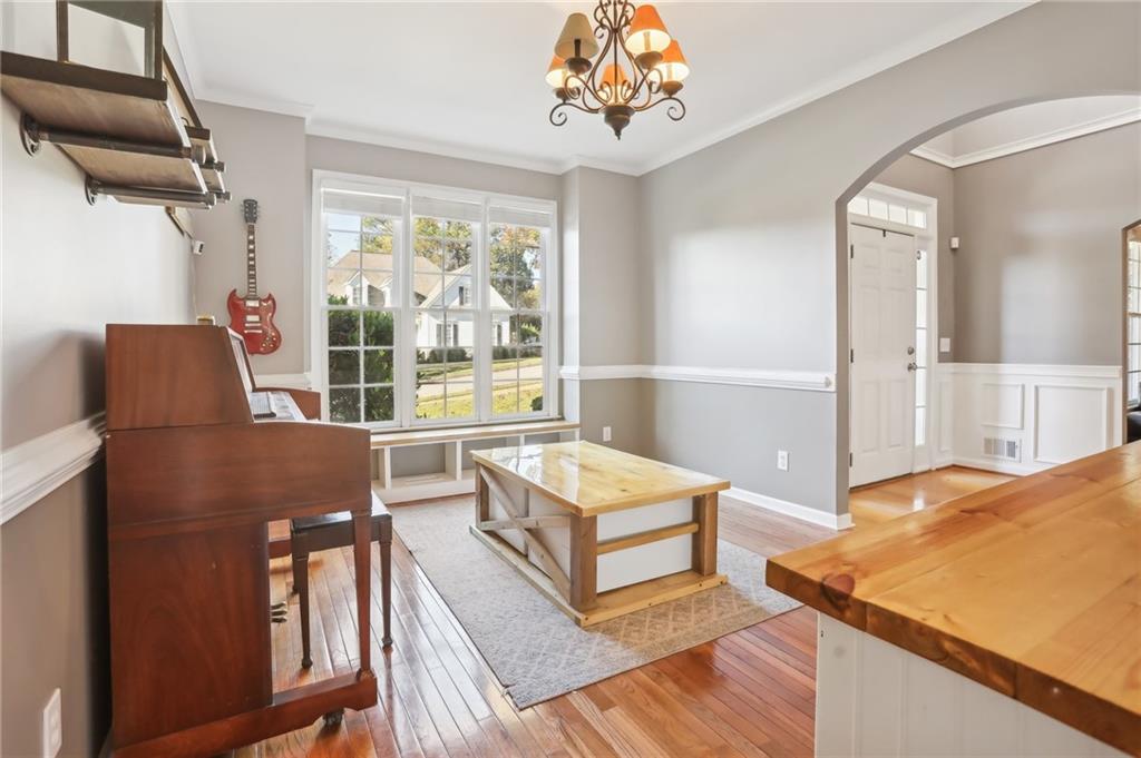 514 Waterside Court