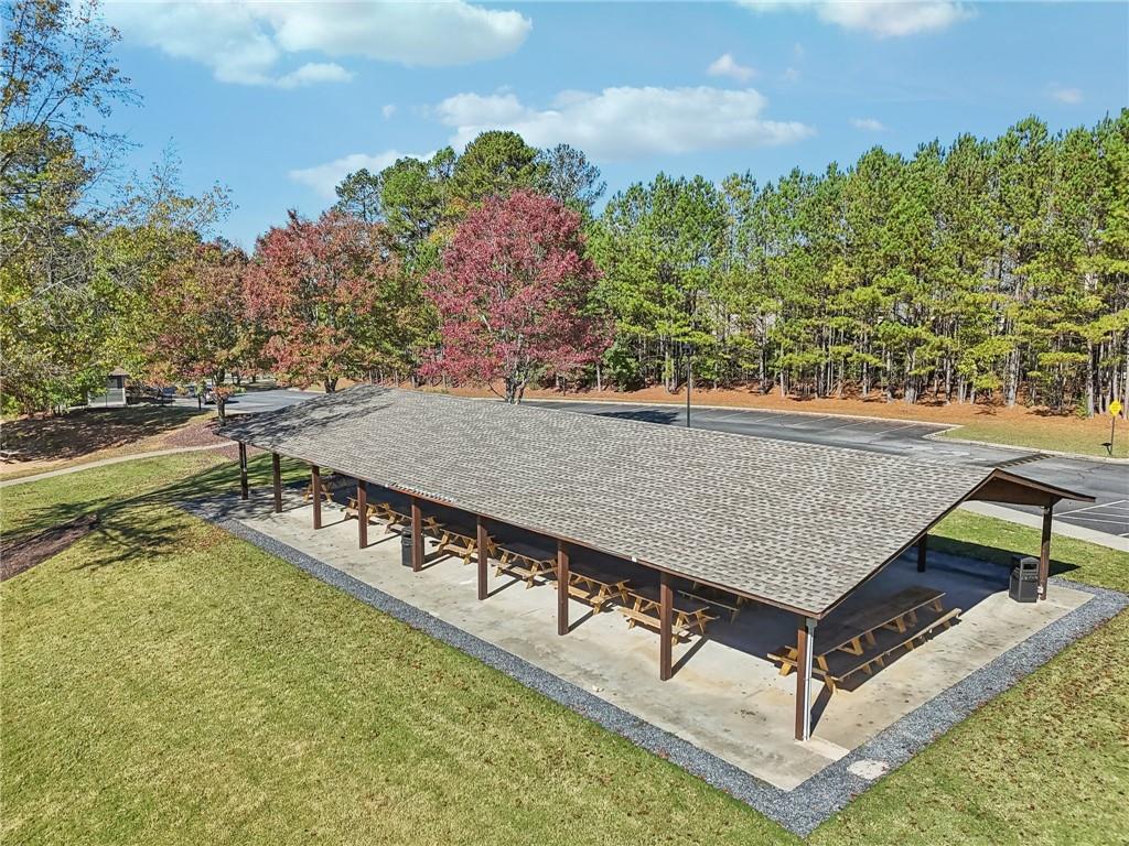 514 Waterside Court