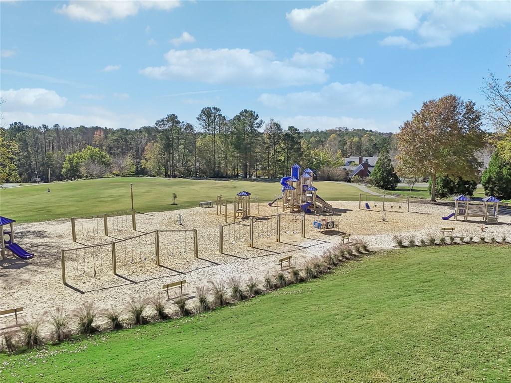 514 Waterside Court