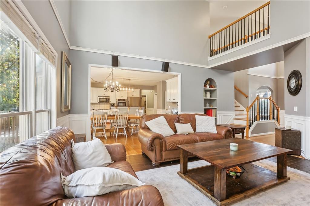 514 Waterside Court