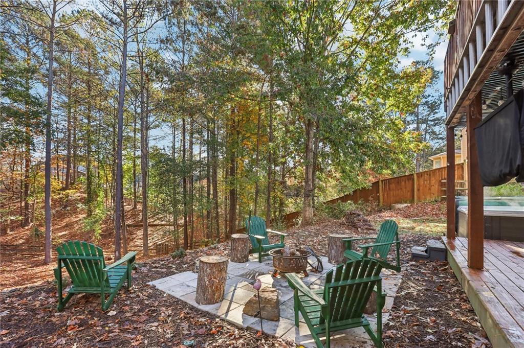 514 Waterside Court