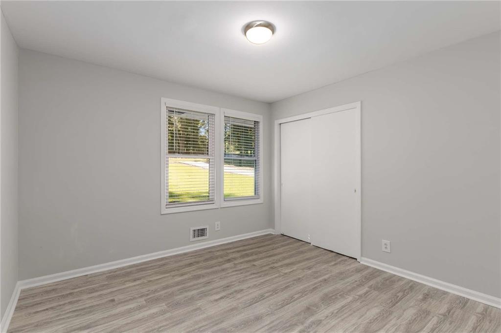 1352 Jennie Lane SW
