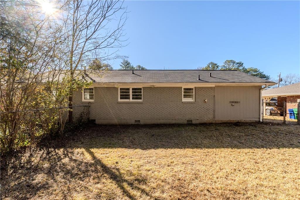 3582 Swallow Lane