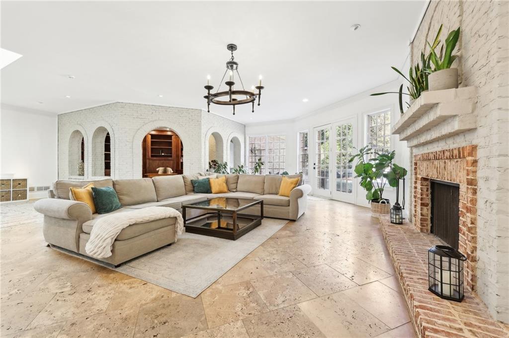 3930 Peachtree Dunwoody Road NE