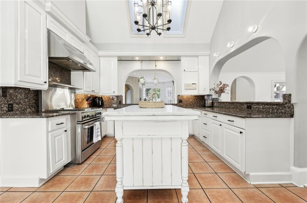 3930 Peachtree Dunwoody Road NE