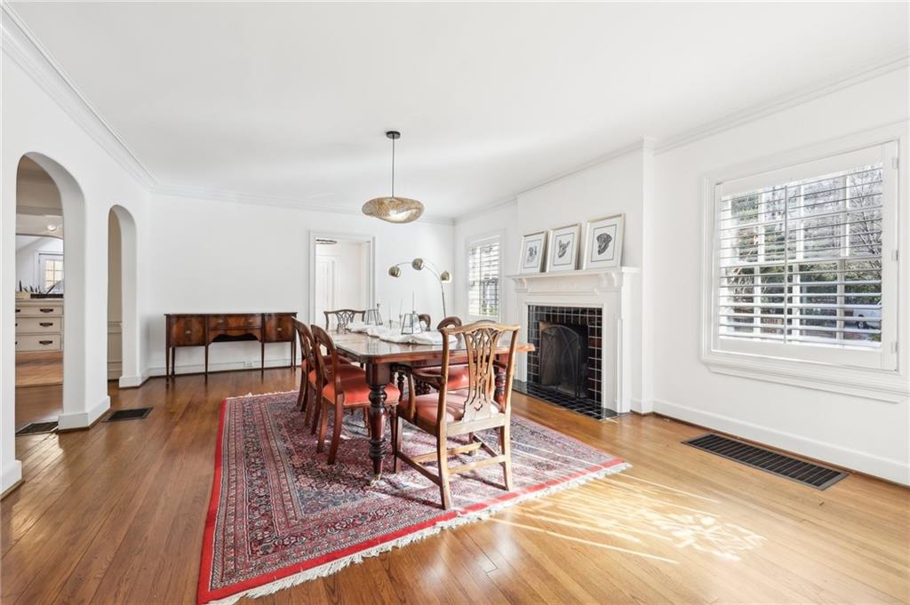3930 Peachtree Dunwoody Road NE
