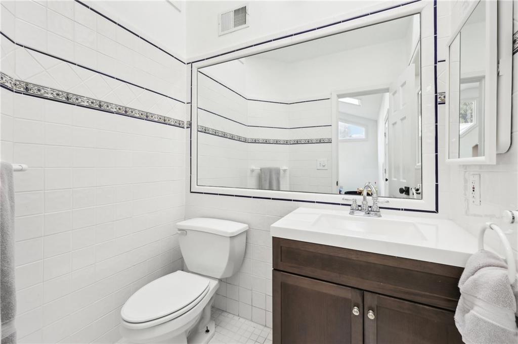 3930 Peachtree Dunwoody Road NE