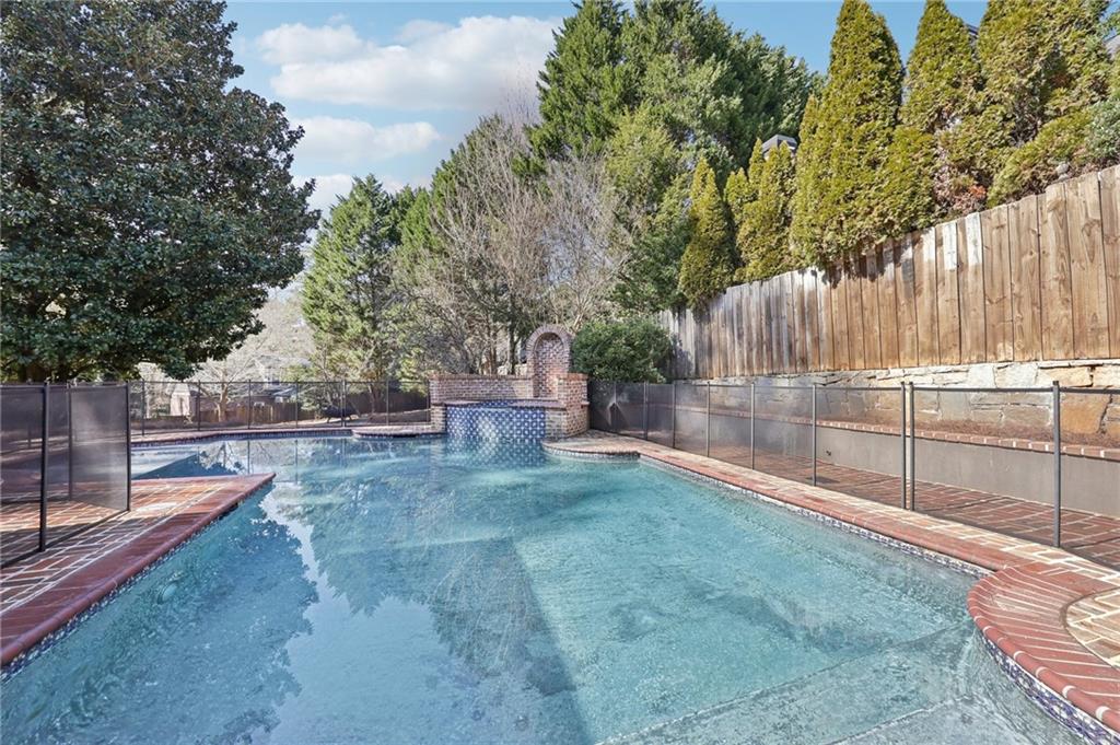 3930 Peachtree Dunwoody Road NE