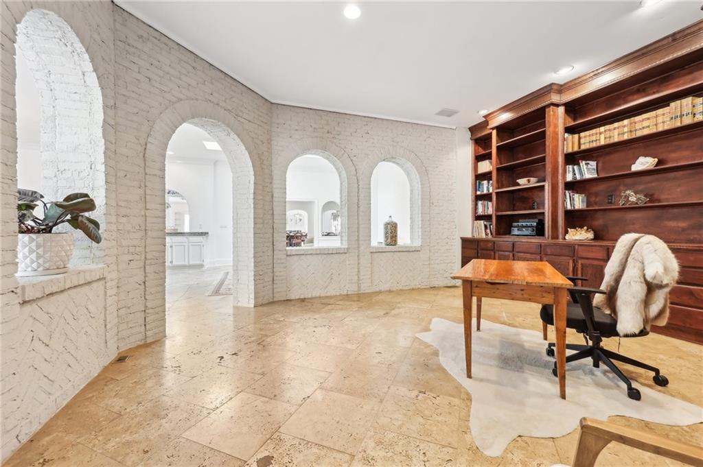 3930 Peachtree Dunwoody Road NE