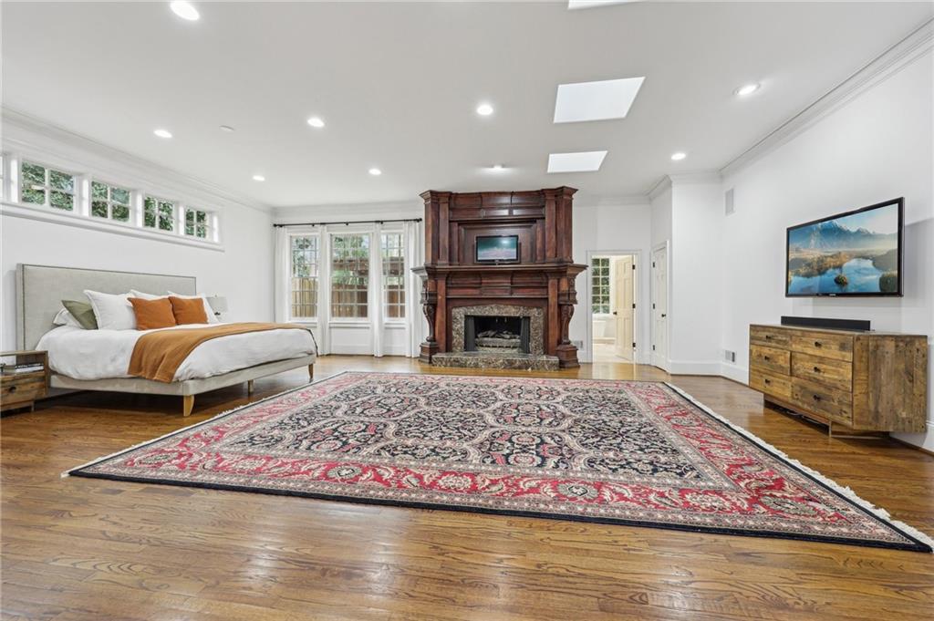 3930 Peachtree Dunwoody Road NE