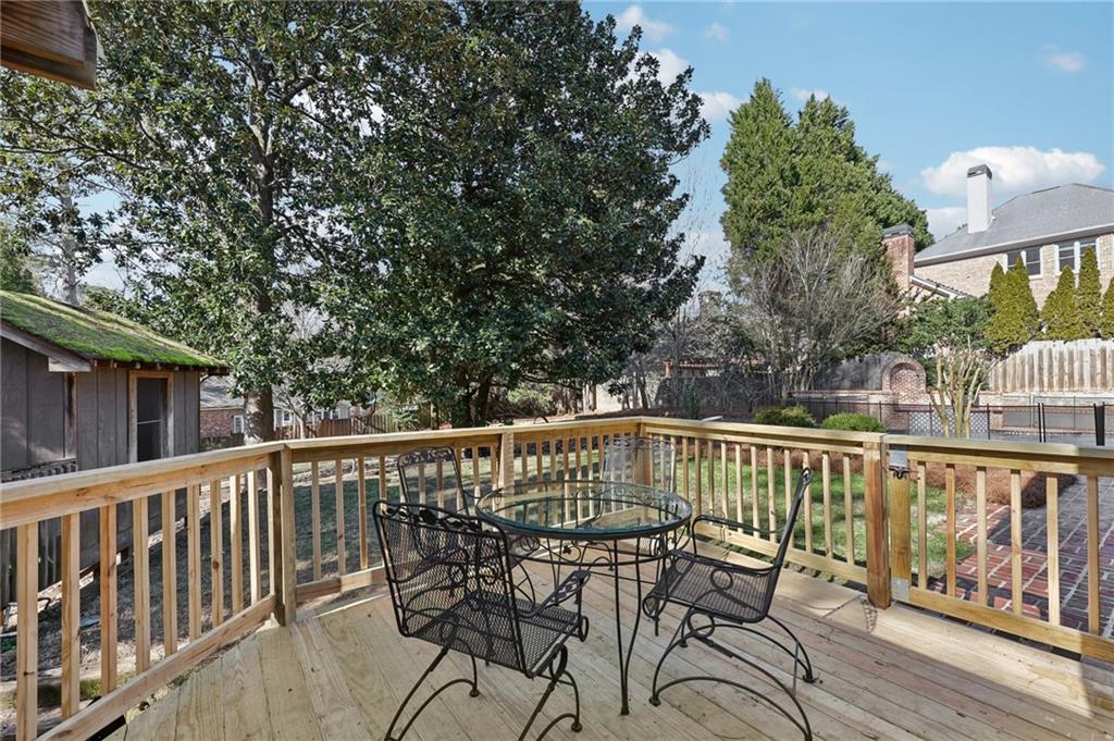 3930 Peachtree Dunwoody Road NE