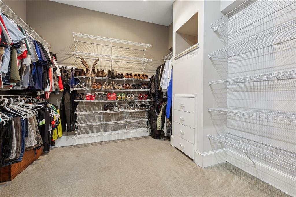 3930 Peachtree Dunwoody Road NE