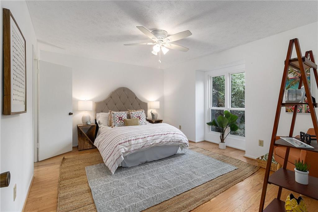 320 Tuxworth Circle