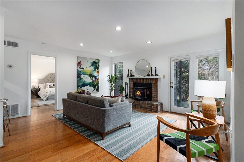 320 Tuxworth Circle