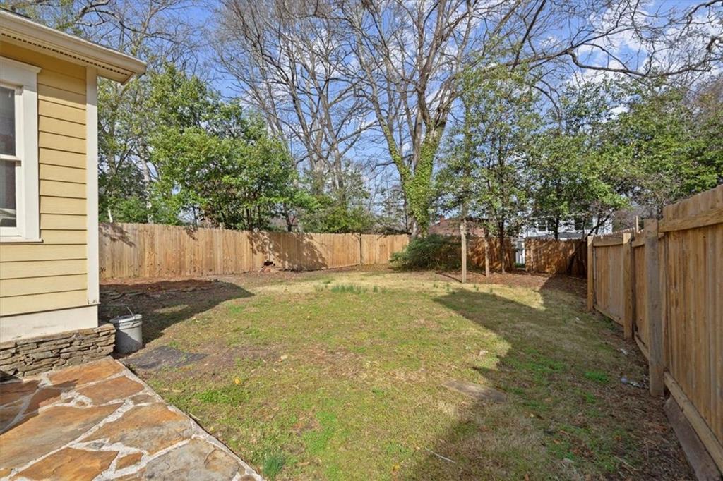 916 Virginia Circle Northeast Circle NE