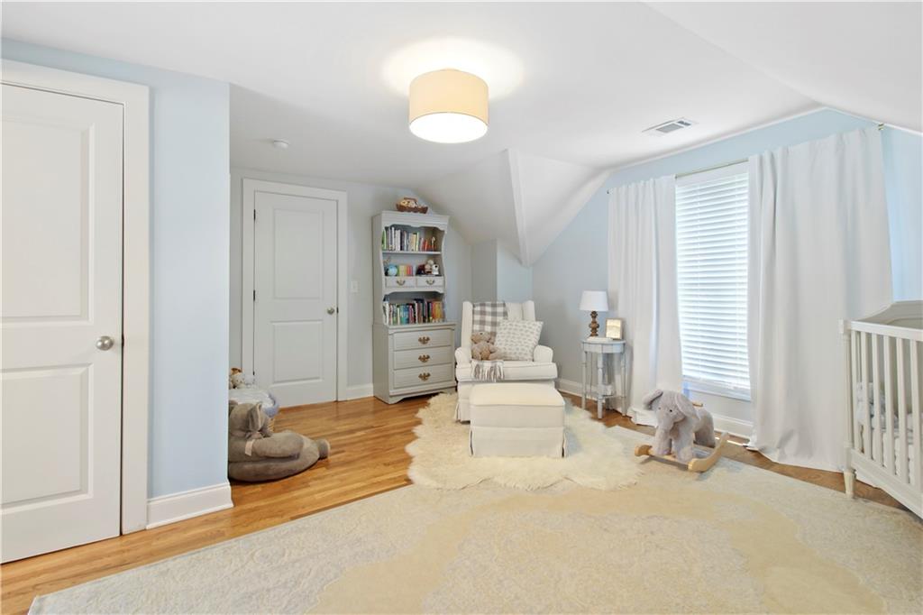 1265 Oldfield Road