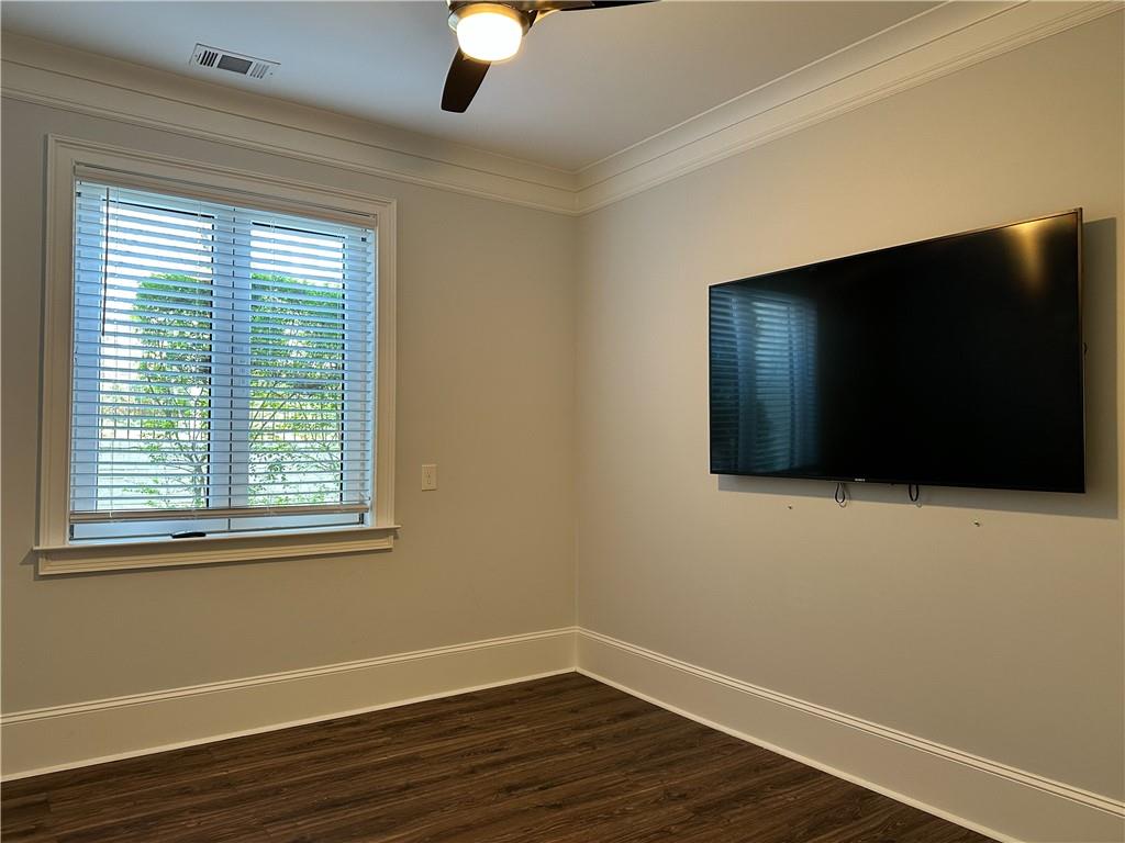 1098 Briar Cove Circle