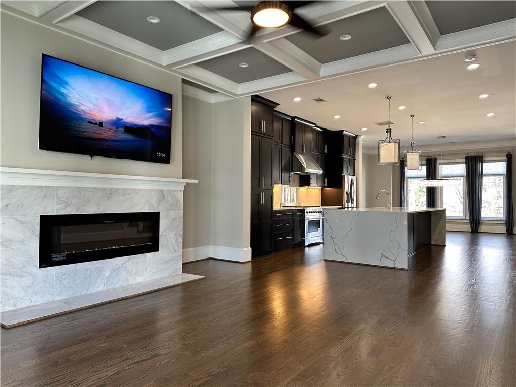 1098 Briar Cove Circle