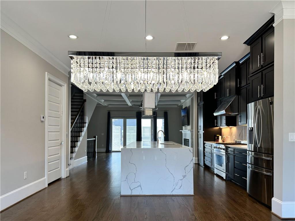 1098 Briar Cove Circle
