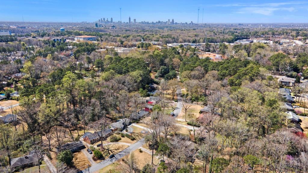 2124 Azalea Circle