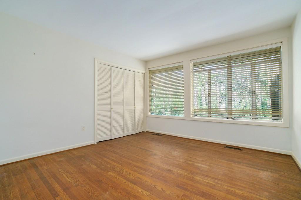 2124 Azalea Circle