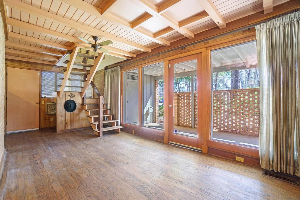 2124 Azalea Circle