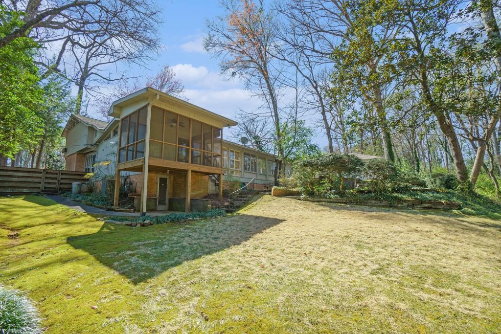2124 Azalea Circle