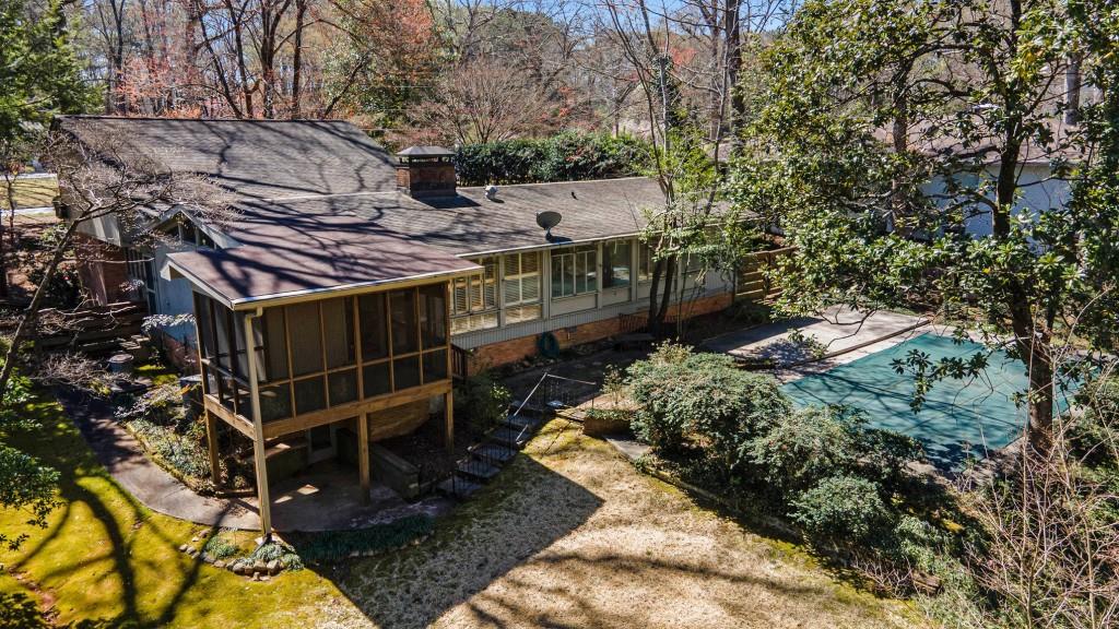 2124 Azalea Circle
