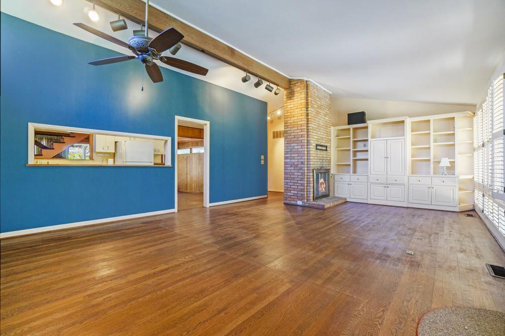2124 Azalea Circle