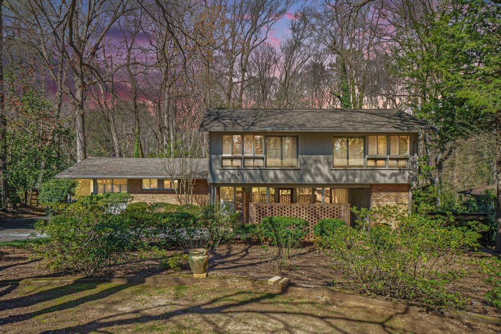 2124 Azalea Circle