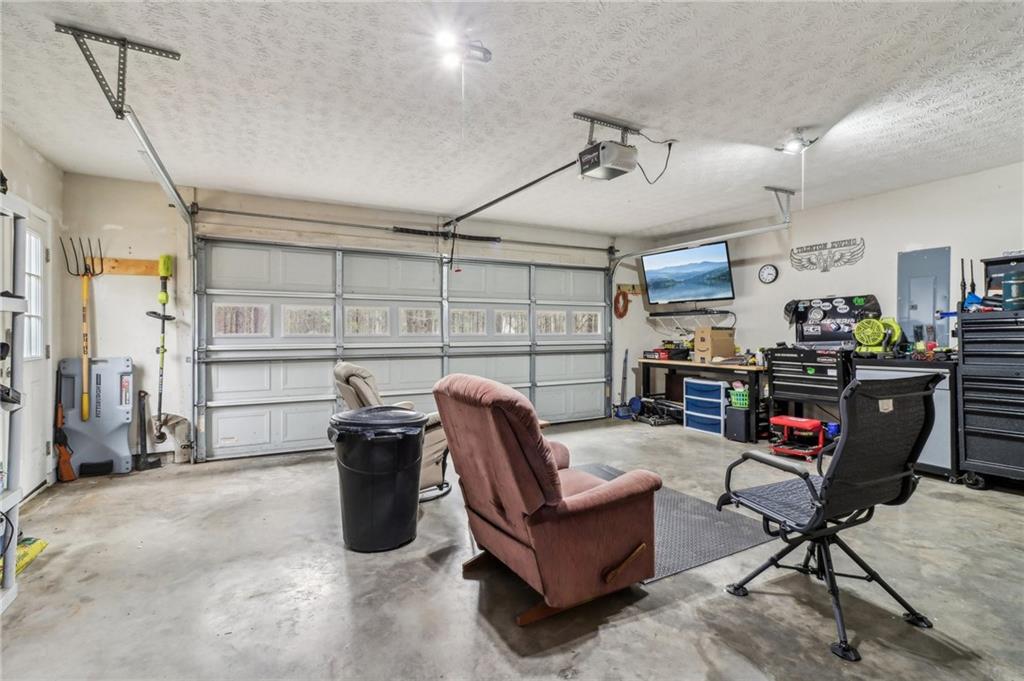 4580 Roscoe Road