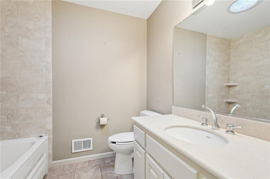 1496 Country Squire Drive
