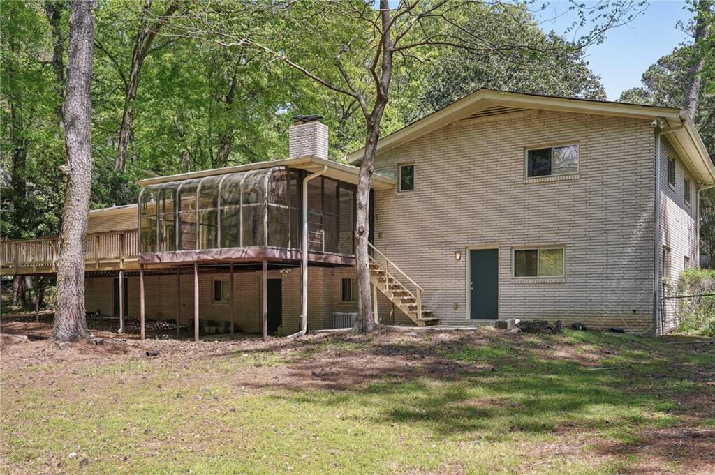 1496 Country Squire Drive