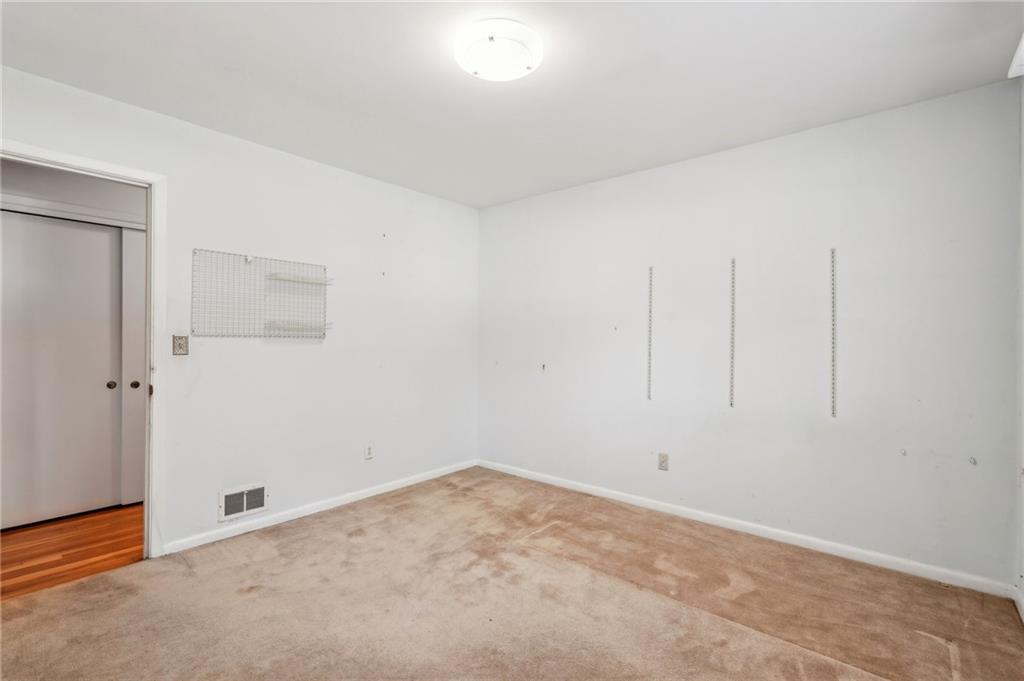 1496 Country Squire Drive