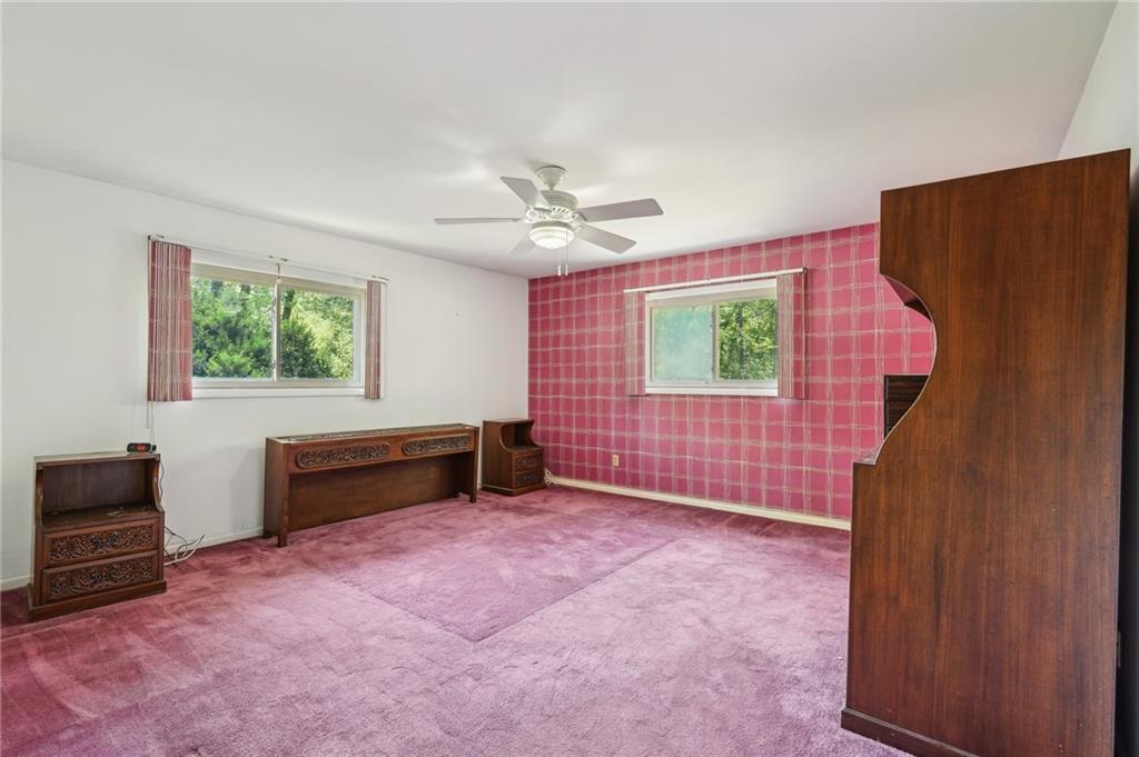 1496 Country Squire Drive