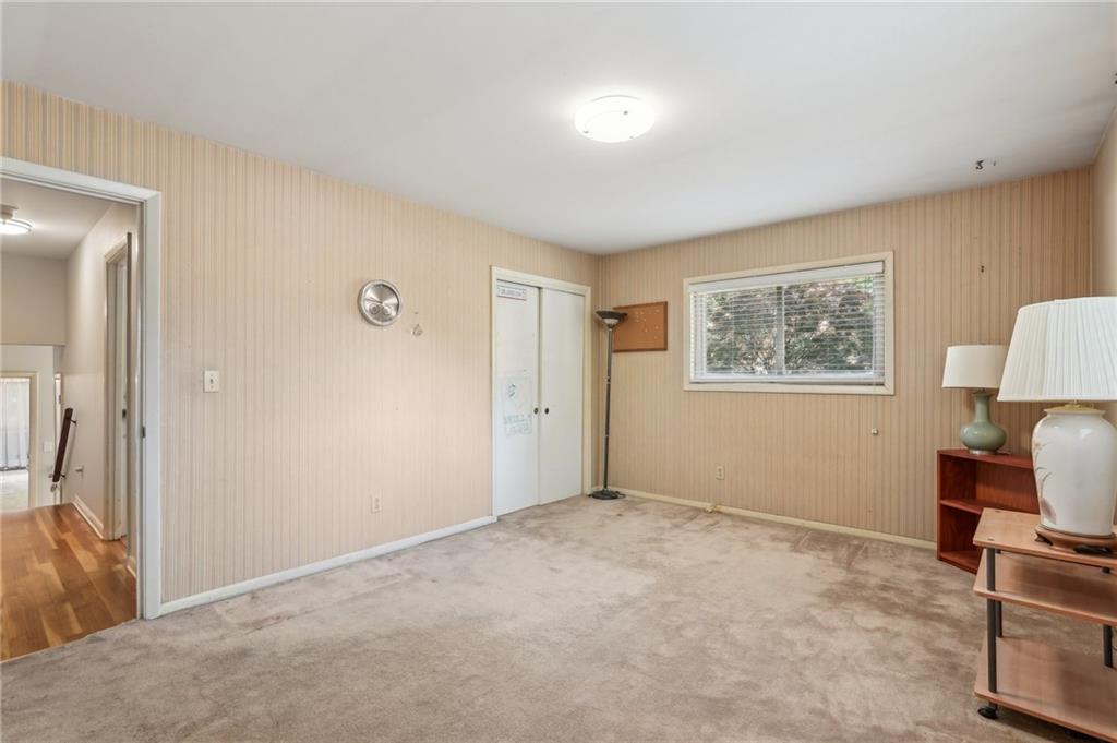 1496 Country Squire Drive