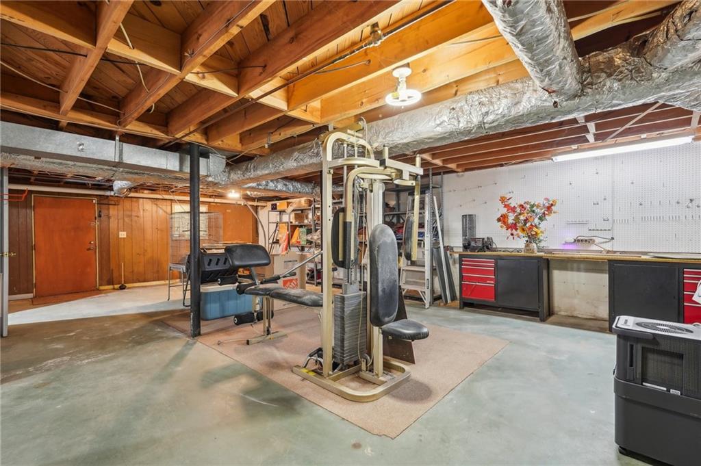 1496 Country Squire Drive