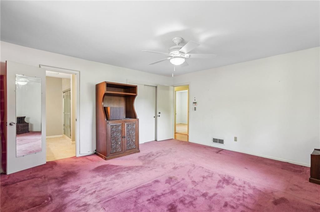 1496 Country Squire Drive