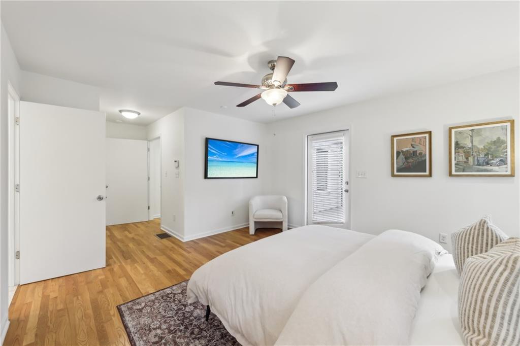 2864 White Oak Drive