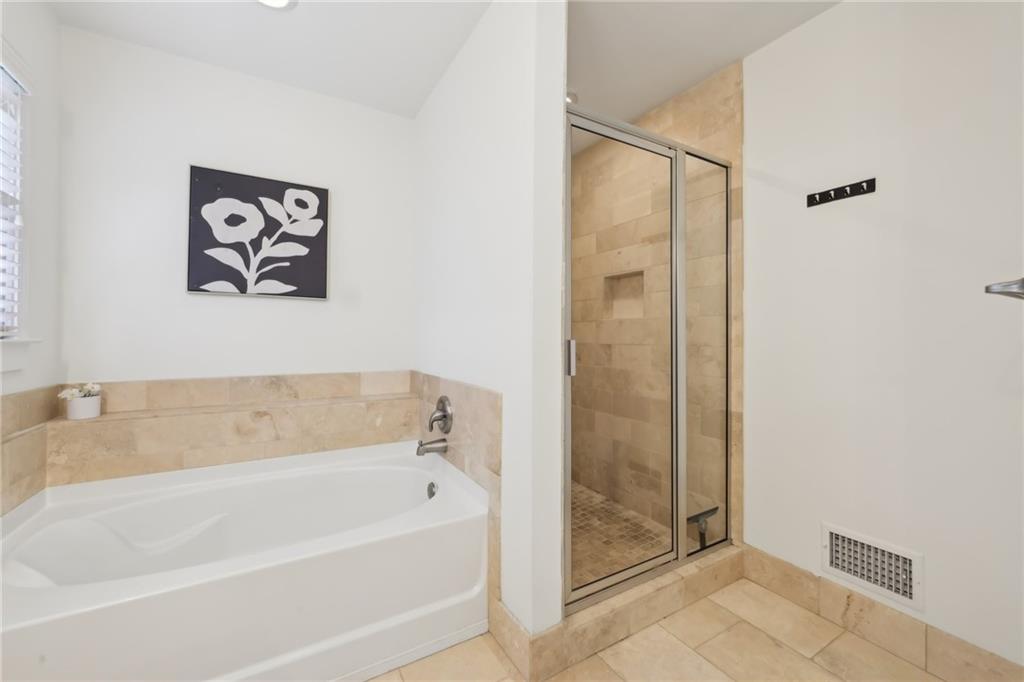2864 White Oak Drive
