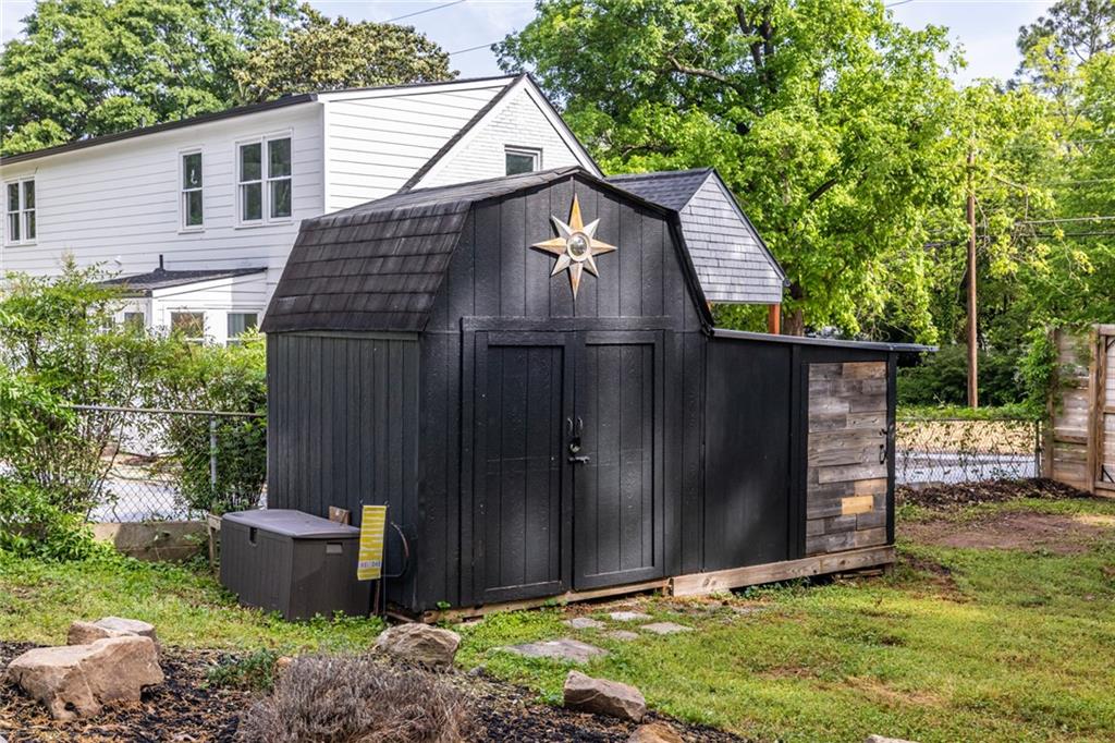 991 Columbia Drive