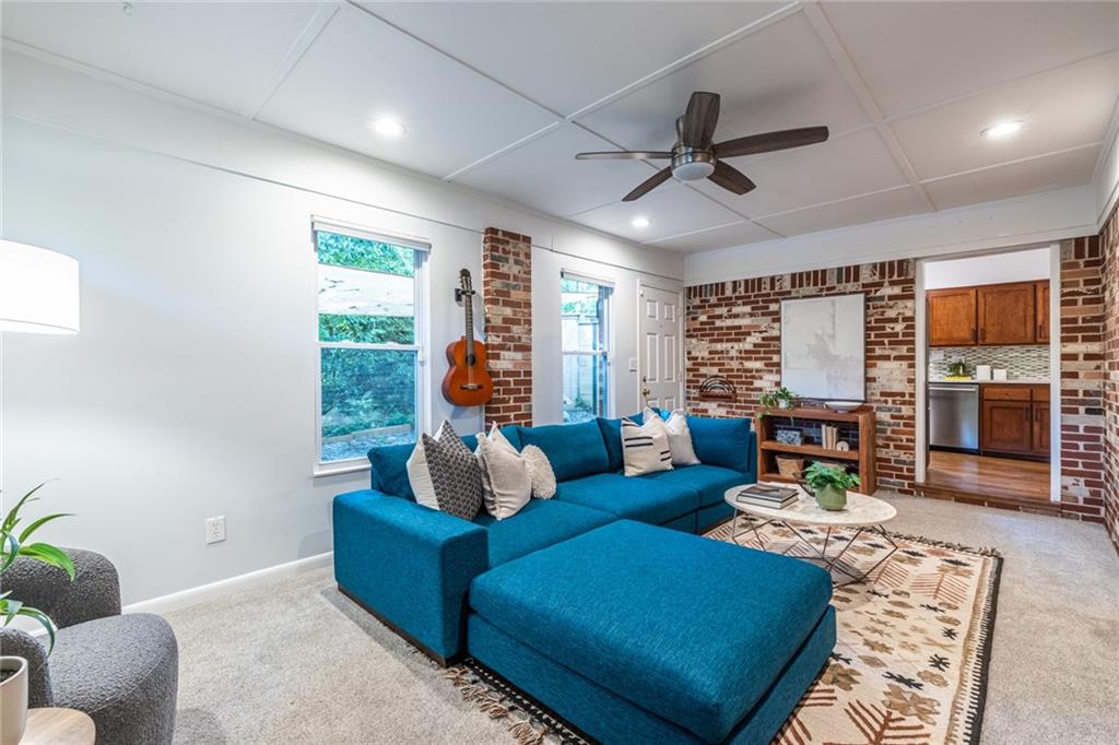 991 Columbia Drive