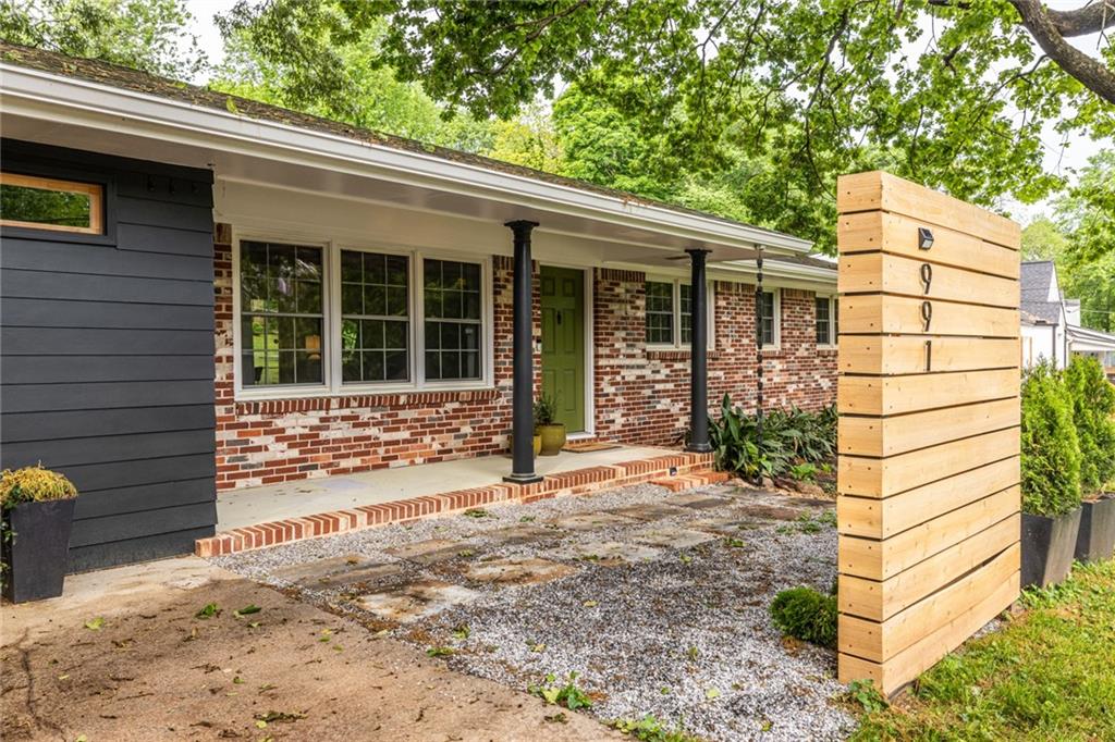991 Columbia Drive