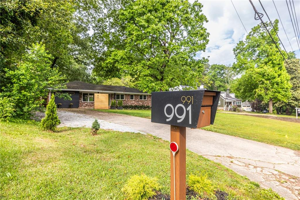 991 Columbia Drive