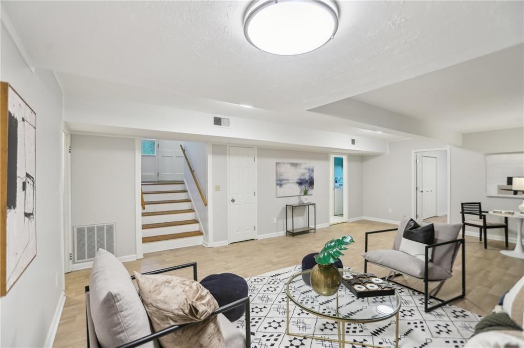 1426 Diamond Head Drive