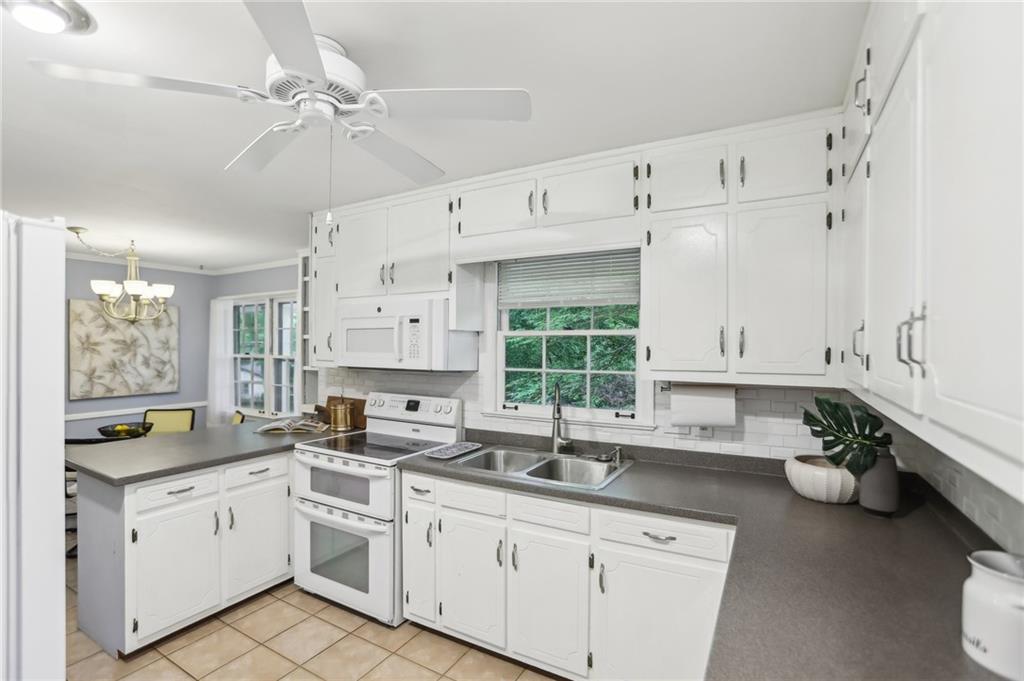 1426 Diamond Head Drive
