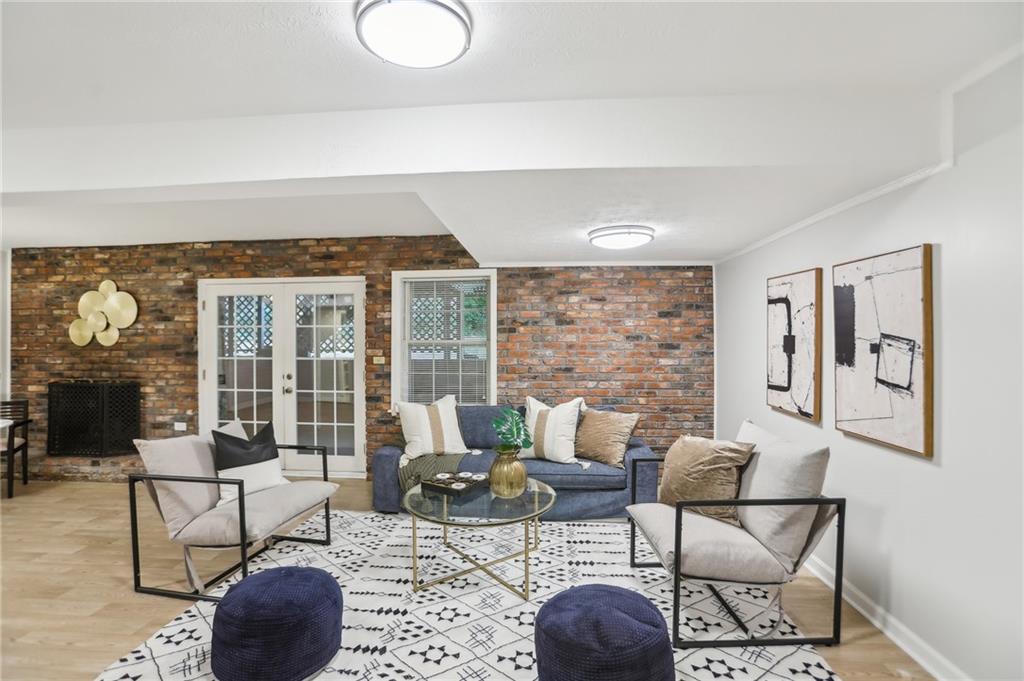 1426 Diamond Head Drive
